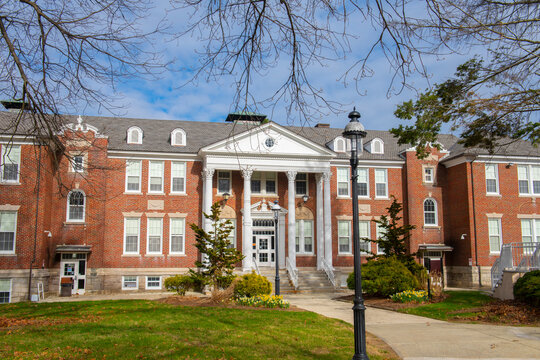 Middlesex Community College North Academic Hall in Bedford Campus in 591 Springs Road in town of Bedford, Massachusetts MA, USA. 