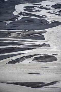 River meanders, D&iacute;monarhellir, Su&eth;urland, Iceland