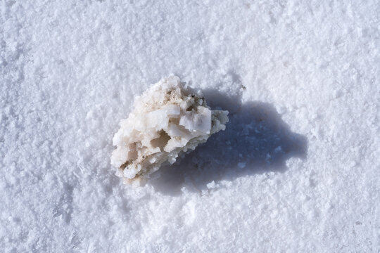 Uyuni salt texture with white salt flat pattern background