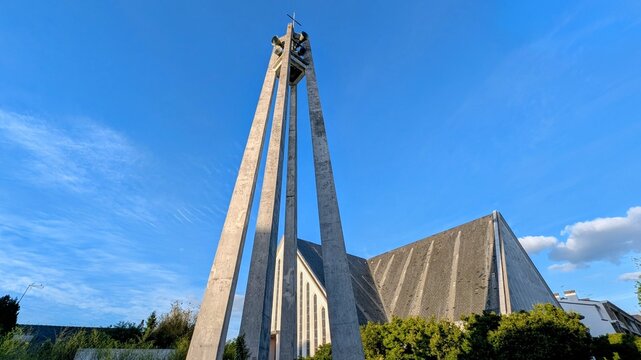 EGLISE SAINT-GOHARD - SAINT-NAZAIRE (Loire-Atlantique)