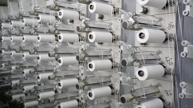Polypropylene thread production line machine winding spools