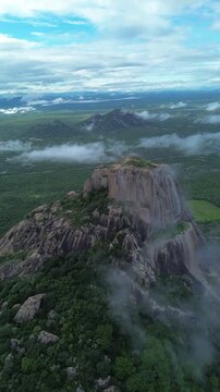 SERROTE DOS PICOS EM SANTA QUIT&Eacute;RIA