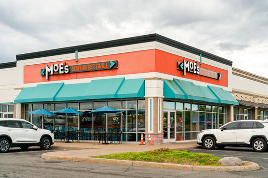 Cicero, NY - May 2, 2026: A Moe&rsquo;s Southwest Grill storefront in Market Place Mall. Moe&rsquo;s Southwest Grill, founded in 2000 and operating more than 700 U.S. locations 