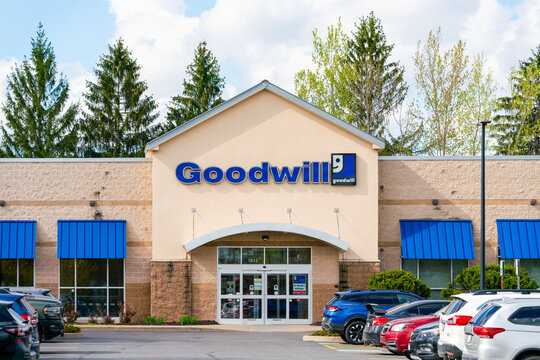 Cicero, NY - May 2, 2026: View of Goodwill retail store. Goodwill Industries International, founded in 1902, operates more than 3,300 stores across the U.S. and Canada 