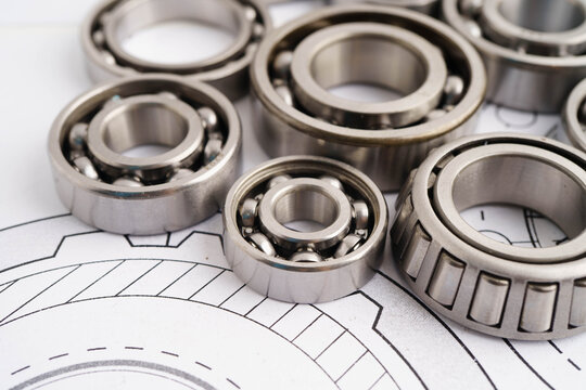 Ball bering circular joint machine component.