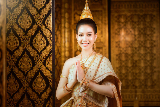 Traditional Thai Khon Dance Performance in Bangkok,Thailand