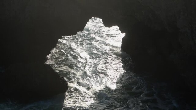 与論島ゆいの丘から望む大金久海岸の朝日と朝焼けの絶景