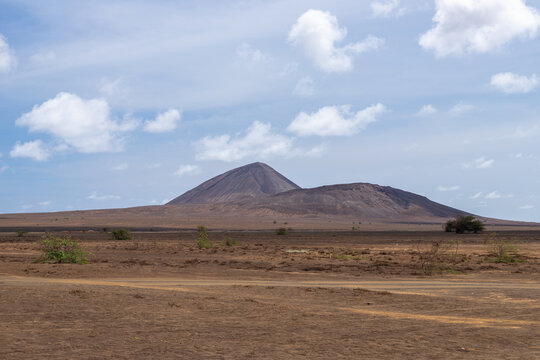 The Terra Boa (english: Good Land) desert at Sal Island in Cape Verde is a unique, flat, open area in the north of the island that stretches as far as the eye can see. Terra Boa is famous for its dese