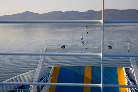 Aegean sea in Greece between the mainland port of Glyfa and the northern Evian port of Agiokambos