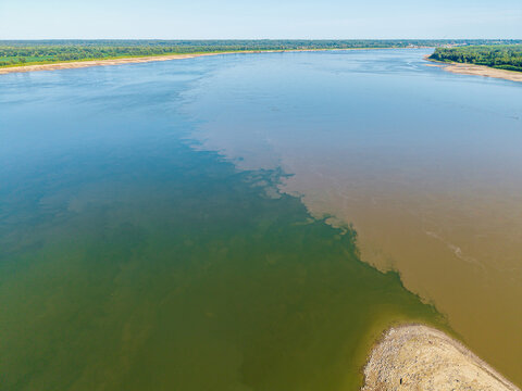 63895-18616 Aerial of the very tip of Illinois showing the confluence of the Ohio River and Mississippi River IL