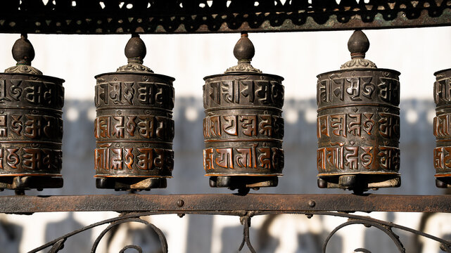 Tibetan prayer wheel, Buddhist prayer wheel