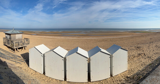 Cabines de plage &agrave; Cabourg