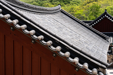 Fototapeta premium Architectural Detail of Korean Temple Gable and Tiled Roof