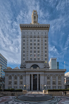  Oakland City Hall is the seat of government for the city of Oakland, California. Located in Frank H. Ogawa Plaza