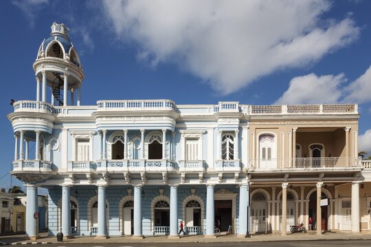 Porticoed Neoclassical buildings at the Parque Jos&eacute; Mart&iacute;, Cienfuegos, Cuba