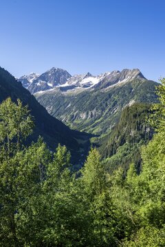 Zamser Eck, Kleiner Hochsteller, K&auml;lberlahnerspitze and Hochsteller, Zillertaler Alps, Zillertal, Tyrol, Austria