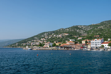 Obraz premium Harbor in the small fishing village of Sveti Juraj on the Croatian coast