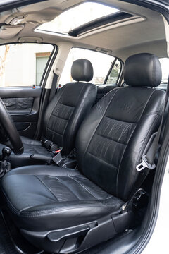 Chevrolet Astra GSI front leather seats, Classic hot hatch black leather interior