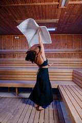 Sauna-mistrz w pracy © rozentuzjazmowany