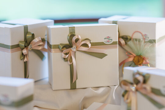 bomboniere, wedding, gift, box, reception, ribbon, party, white, celebration, decoration, confetti, guest, ceremony, closeup, bride and groom, thank, favor, event, food, sugared-almond, reminder, brid