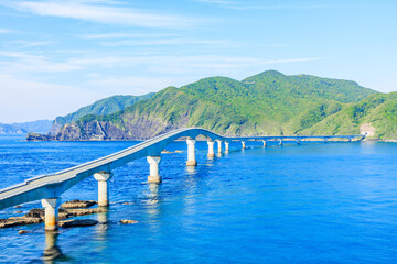 初夏の鳥ノ巣山展望所から見た甑󠄀大橋　鹿児島県薩摩川内市 © M・H