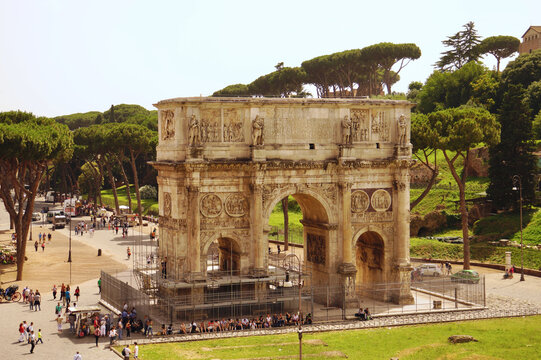 arch of constantine in rome