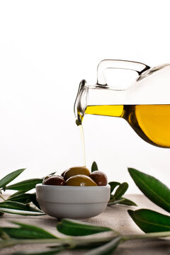 Huile d'olive qui coule