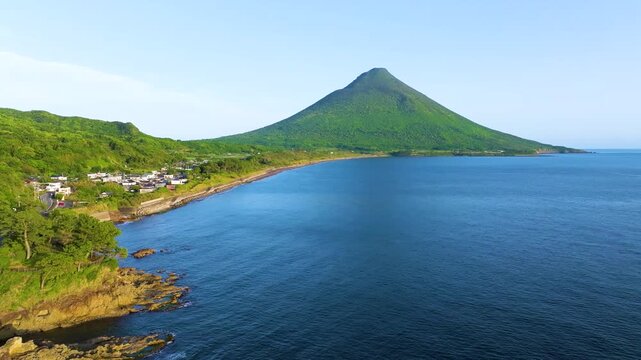 開聞岳と瀬平公園（鹿児島県指宿市）