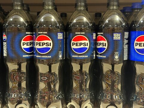 Santa Ponca, Spain - May 05, 2026: Bottles of Pepsi Zero Azucar lined up on a supermarket shelf, showcasing distinctive branding and packaging design in a retail environment