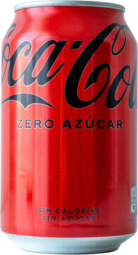 Coca cola zero can 330ml side view isolated on transparent background spanish