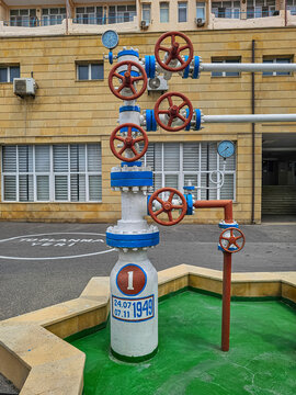 First oil pump in Neft, showcasing Azerbaijan's oil industry history and significance since 1949