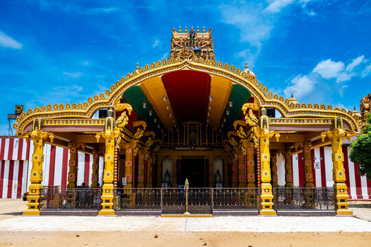Nallur Kandaswamy Devasthanam Hindu temple shows vibrant architecture and cultural significance in Jaffna region of Sri Lanka