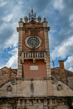 People gather around clock tower in Peoples Square, Zadar, Croatia, during day
