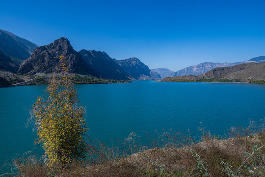 Exploring the beauty of Awarskoje Koisu river in Dagestan, Russia with clear skies and natural landscapes