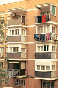 Fachadas de edificios residenciales en Madrid