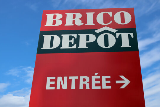 Logo, enseigne Brico D&eacute;p&ocirc;t