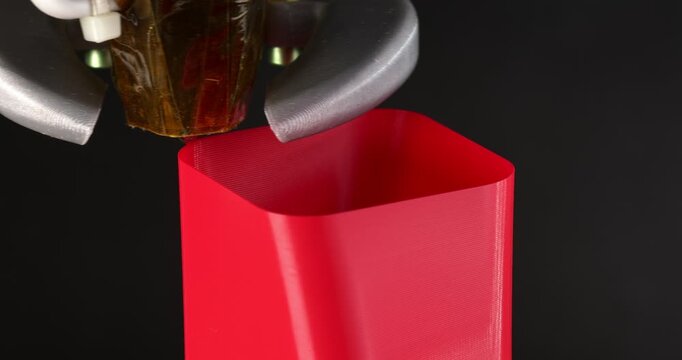3D printing process in vase mode. Printing on a сartesian kinematics printer.