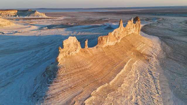 Bozzhyra is a tract in the western part of the Ustyurt Plateau on the Mangyshlak Peninsula in the Mangystau Region of Kazakhstan