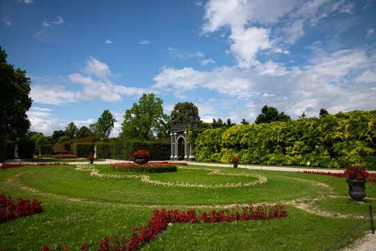Formal Landscape with Circular Lawn and Pavilion in Sch&ouml;nbrunn Gardens - Vienna, Austria