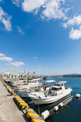 Fototapeta premium 晴天の江井ヶ島港（兵庫県明石市）