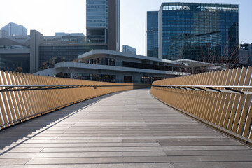 大阪駅　うめきた公園 © tomo