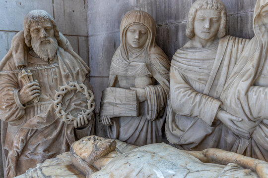 Cathedral Saint Jean, Joigny, Yonne, France, entombment