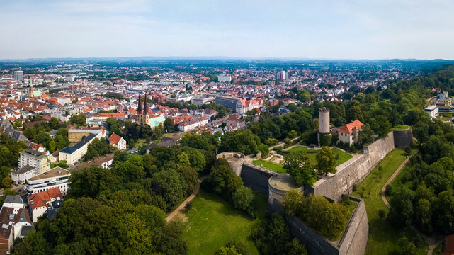 Bielefeld, Luftbild mit Sparrenburg