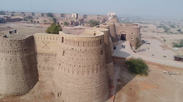 Derawar Fort Bahawalpur Pakistan Ancient Desert Stronghold