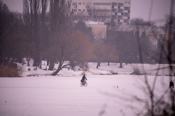 nieodpowiedzialność © Artur