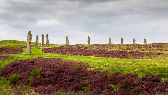 Cercle de Brodgar dans les Orcades en Ecosse