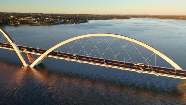 Juscelino Kubitschek Bridge, inaugurated in 2002 over Lake Parano&aacute; - Bras&iacute;lia, Distrito Federal, Brazil
