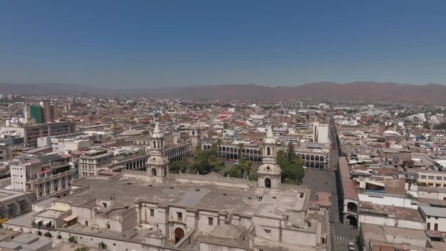 Plaza de Arequipa 