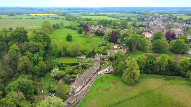 Bibury Meadow and Historic Cottages Cotswolds England 4K
