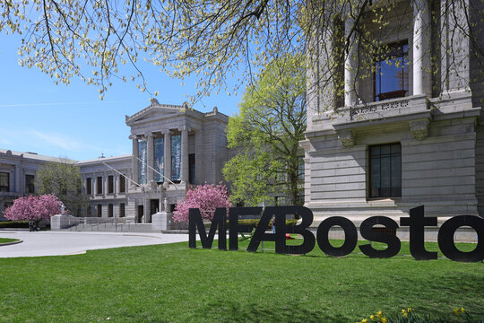 Boston Museum of Fine Arts viewed from its surrounding park